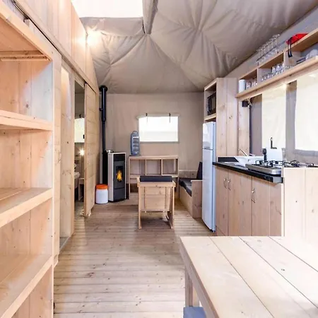 Apartment Glamping In Signy-l Abbaye Signy-lʼAbbaye