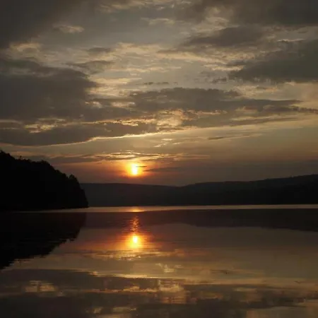 Glamping In Signy-l Abbaye * Signy-lʼAbbaye